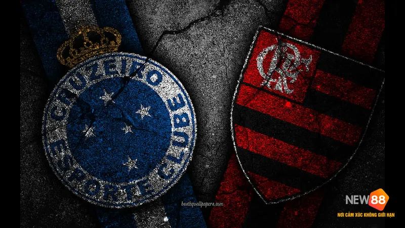 Cầu thủ Flamengo RJ bứt tốc trước sự áp đảo từ hậu vệ của Cruzeiro