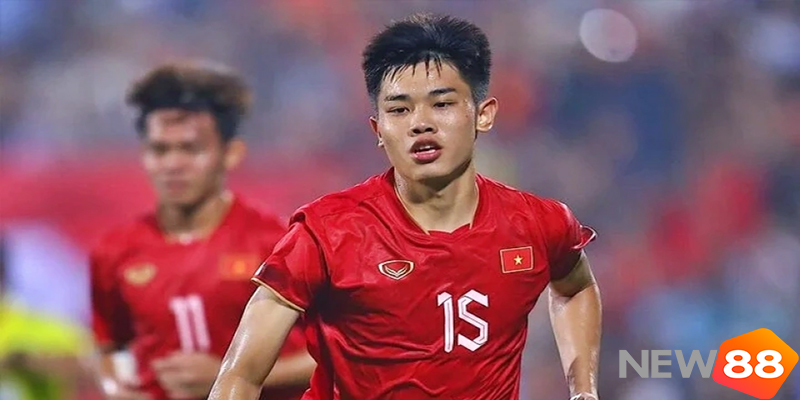 Top 5 Cầu Thủ U22 Việt Nam Ấn Tượng Nhất SEA Games 33 7 Top 5 cầu thủ U22 Việt Nam xuất sắc nhất phải kể đến là Nguyễn Đình Bắc