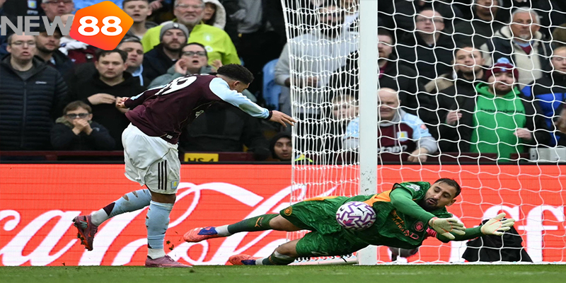 NEW88 LOVE - Ngoại hạng Anh vòng 19: Liverpool và Man City cùng mất điểm 7 Thủ môn Donnarumma xuất sắc cản phá cơ hội của Sunderland